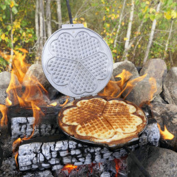 Waffle iron for open fire